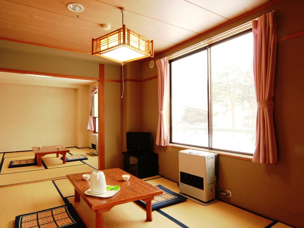 You Resort Hotel Yamanouchi  Bagian luar foto