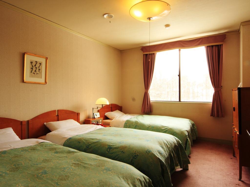 You Resort Hotel Yamanouchi  Bagian luar foto