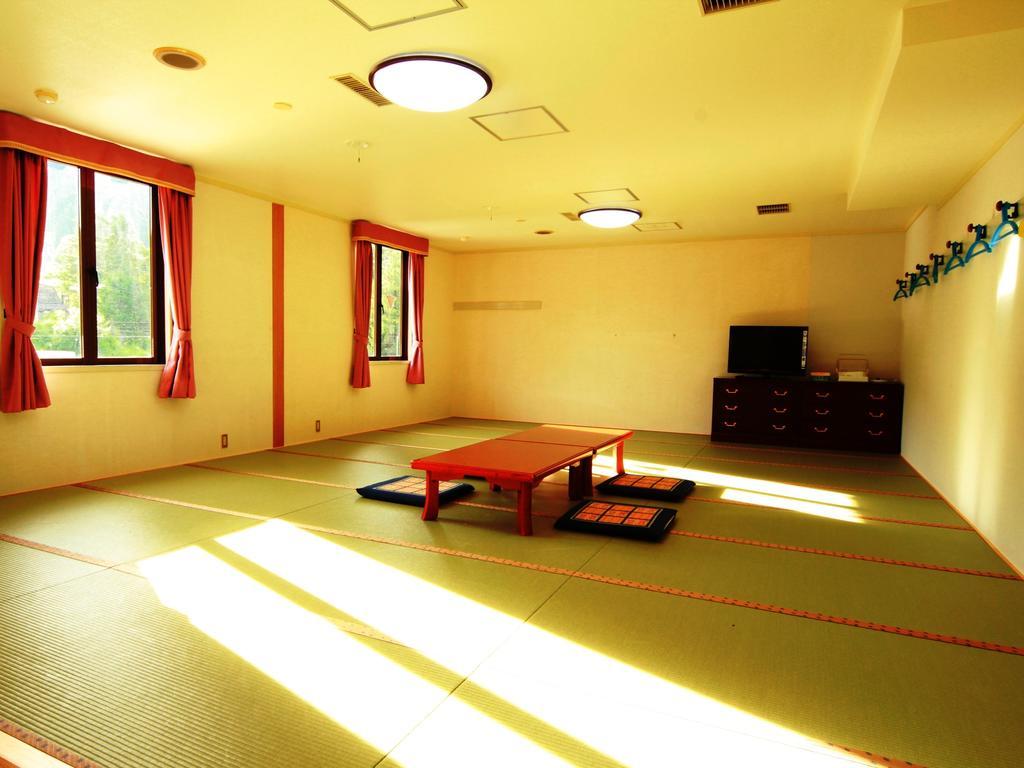 You Resort Hotel Yamanouchi  Bagian luar foto