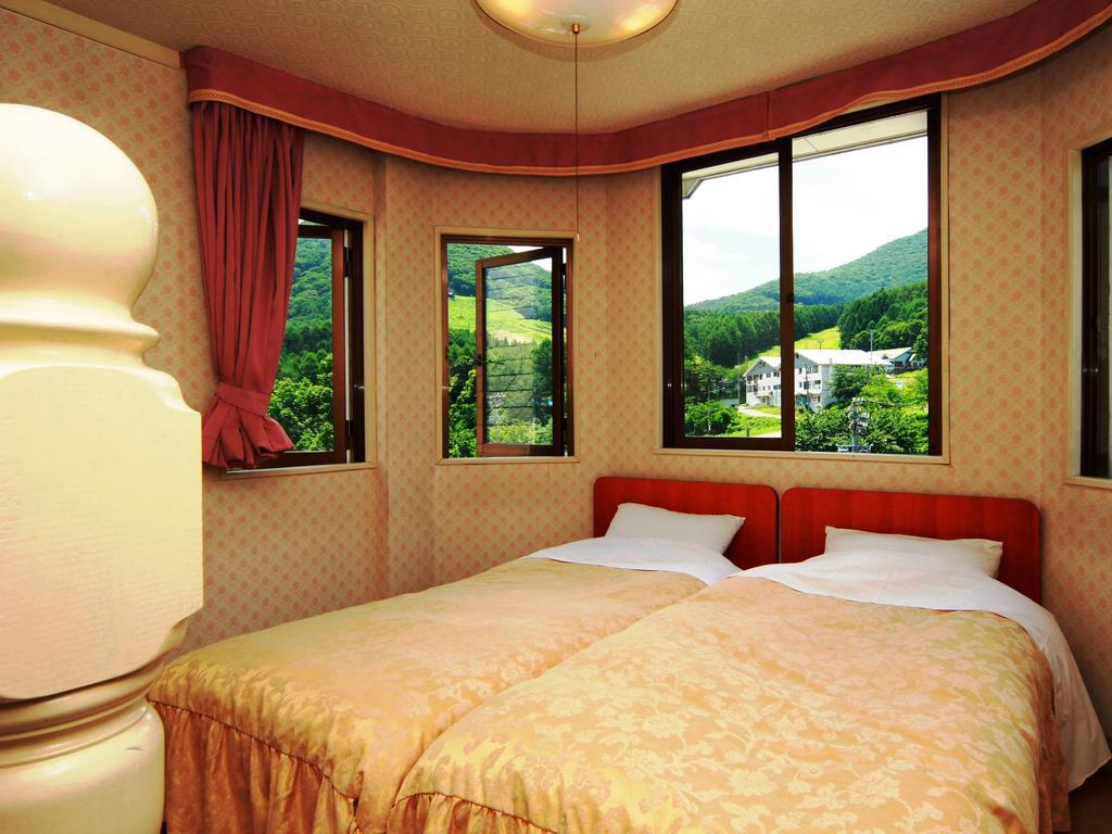 You Resort Hotel Yamanouchi  Bagian luar foto