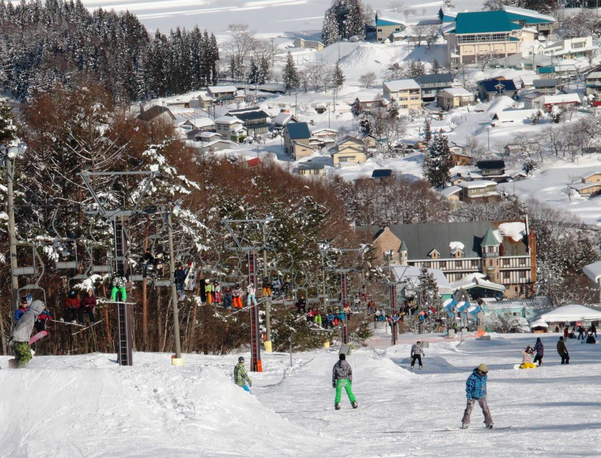 You Resort Hotel Yamanouchi  Bagian luar foto